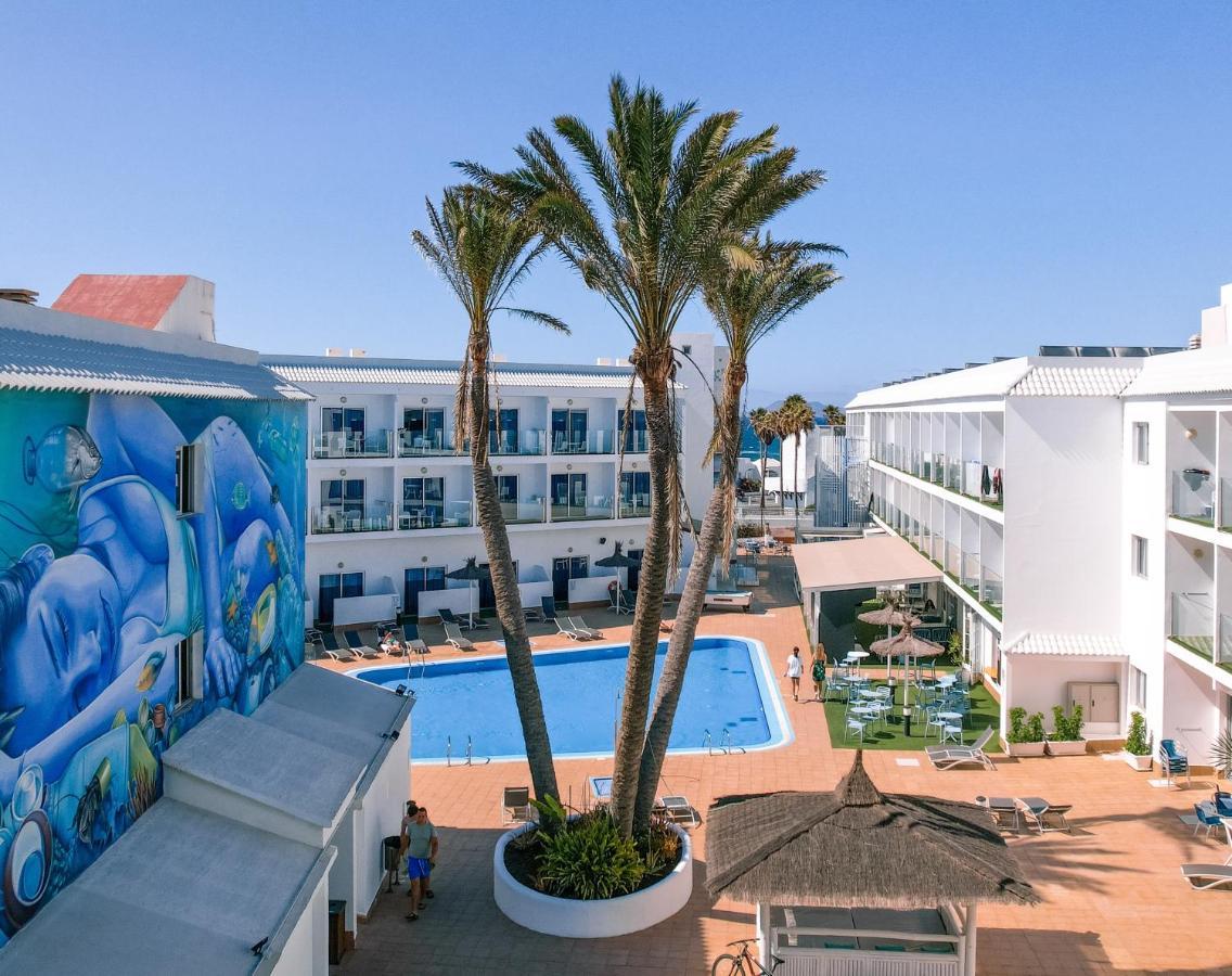 Corralejo Surfing Colors Hotel&Apartments Ngoại thất bức ảnh