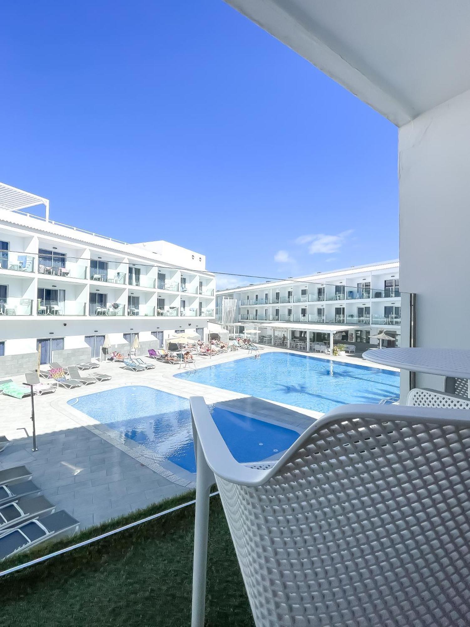Corralejo Surfing Colors Hotel&Apartments Ngoại thất bức ảnh